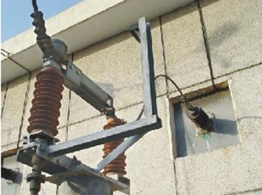 27.5（55）kV 户外高压隔离开关